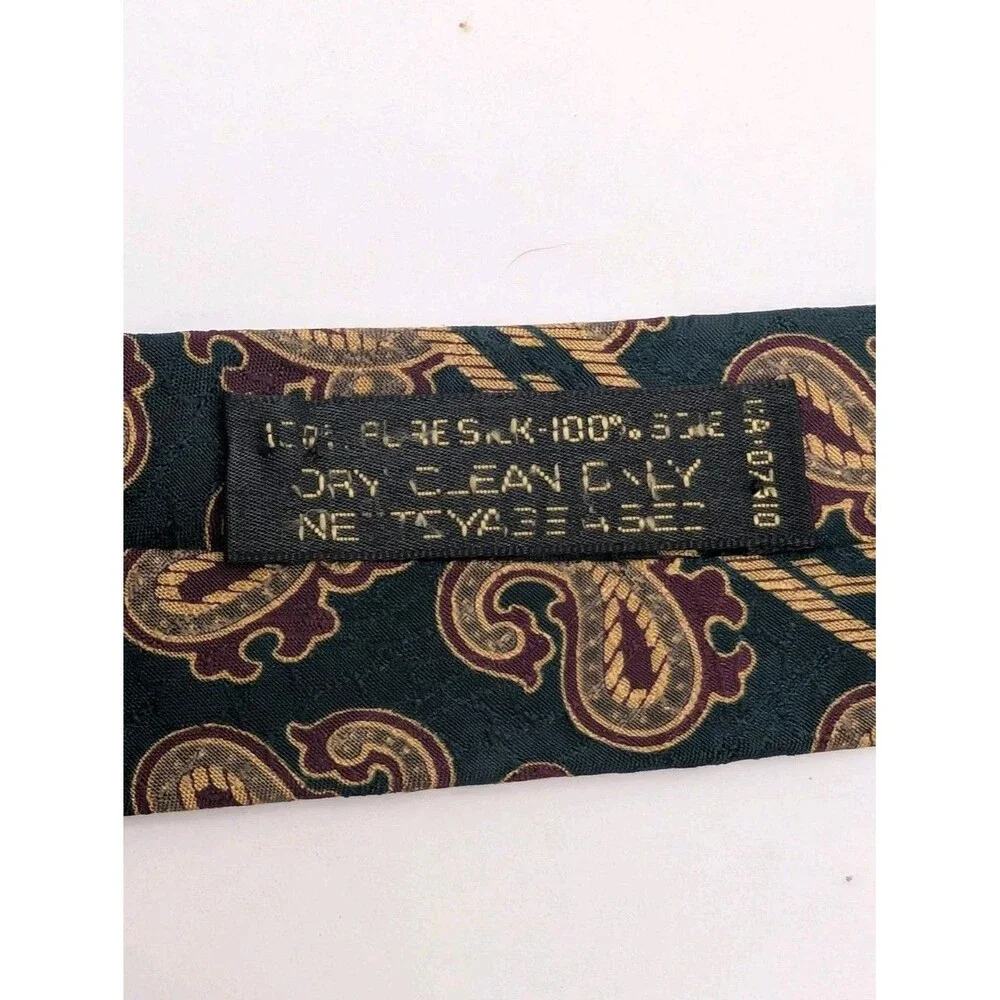 Giorgio Armani Silk Mens Tie Paisley Pattern Green Gold Red Striped Luxury Class
